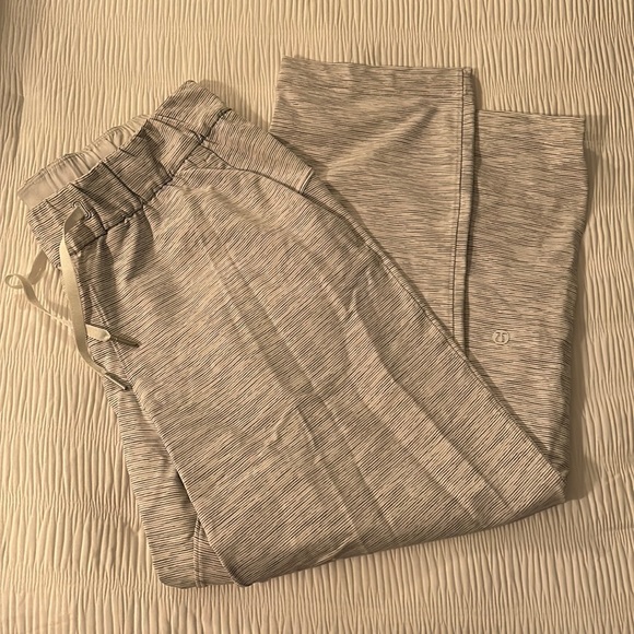 Lululemon stretch high rise pant - Picture 1 of 5